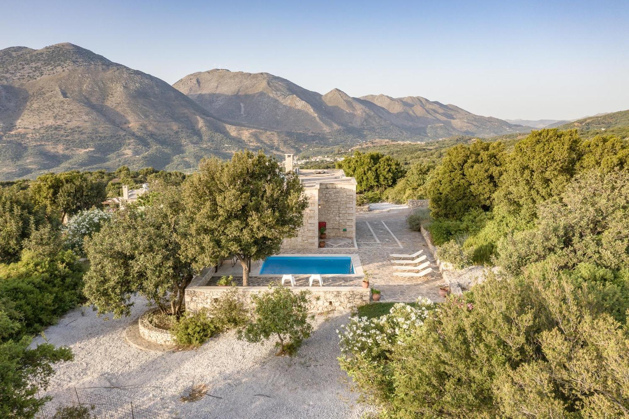 Koules Estate, simplicity&natural, By ThinkVilla Argouli Habitación foto